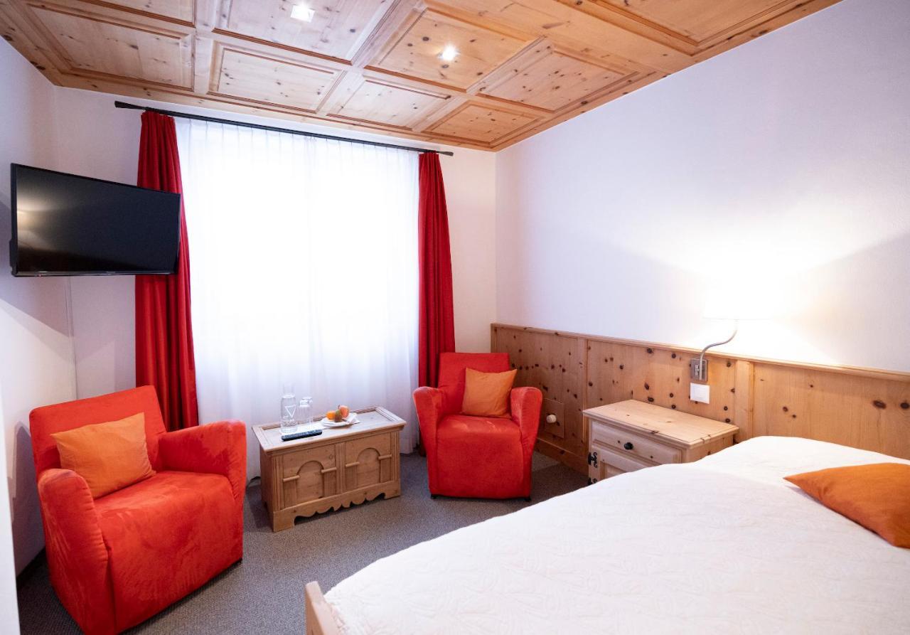 Hotel Engiadina Scuol Exterior photo