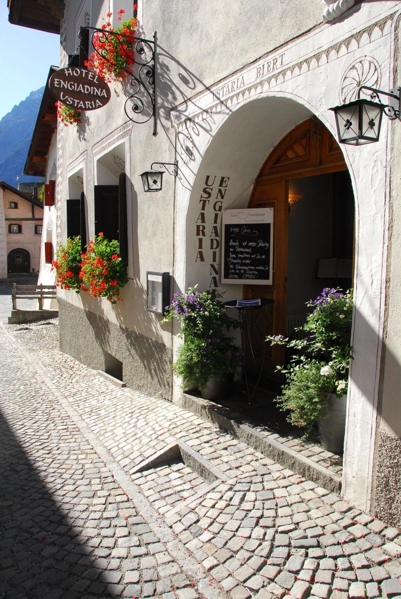 Hotel Engiadina Scuol Exterior photo
