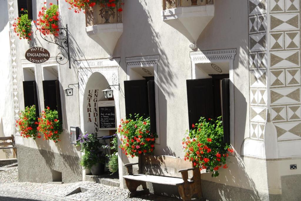 Hotel Engiadina Scuol Exterior photo